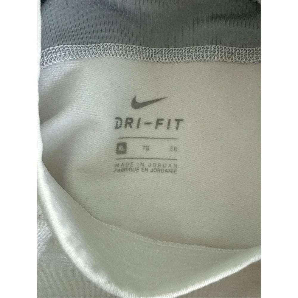 Nike fleece lined mock neck long sleeve compression Football White Youth Boys XL